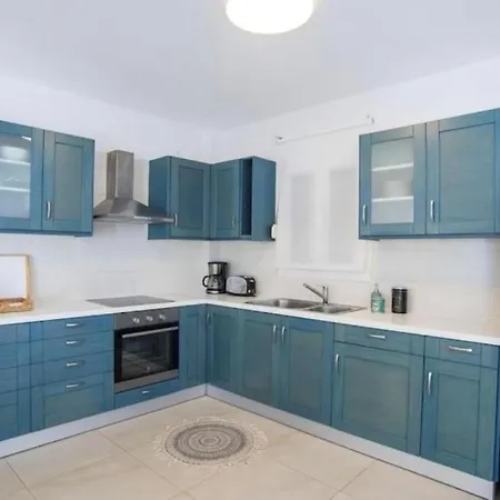Kanfis With Panoramic View شقة