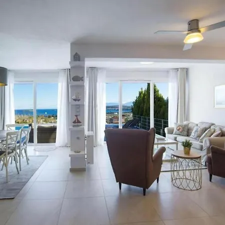 Kanfis With Panoramic View